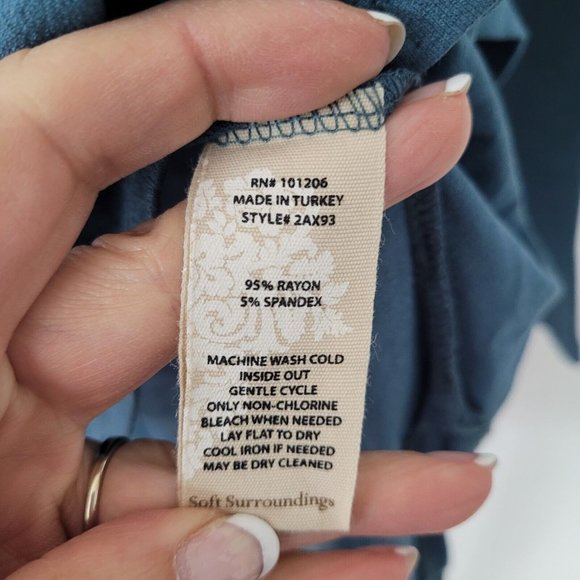 Soft Surroundings Shirt Women M Miramar Long Sleeve V-Neck Pullover Blue - Picture 6 of 12